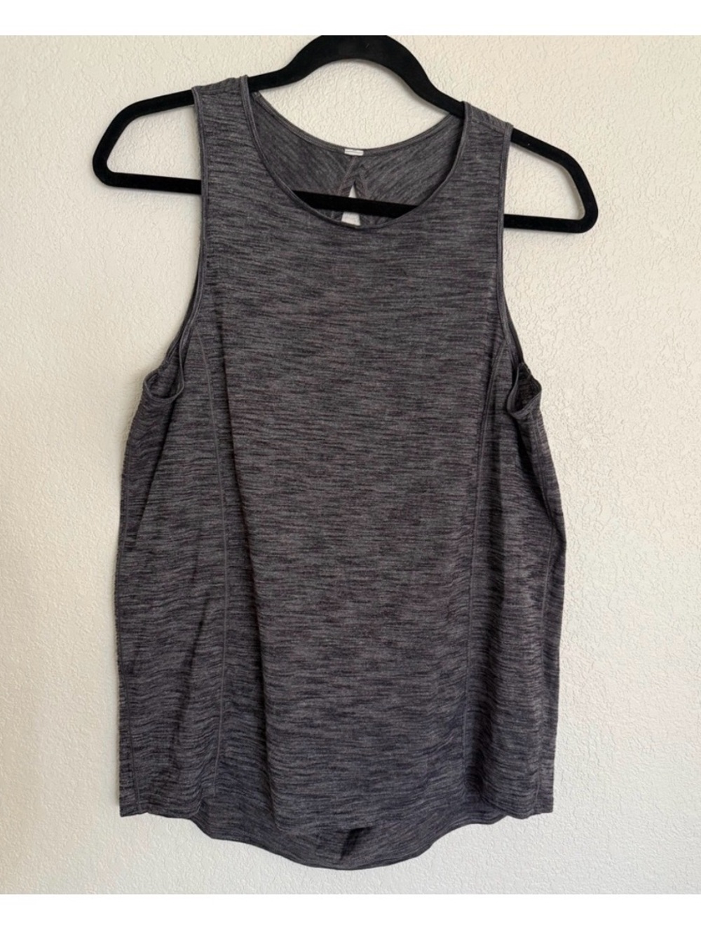 lululemon athletica Low Key tank - silver heathered black